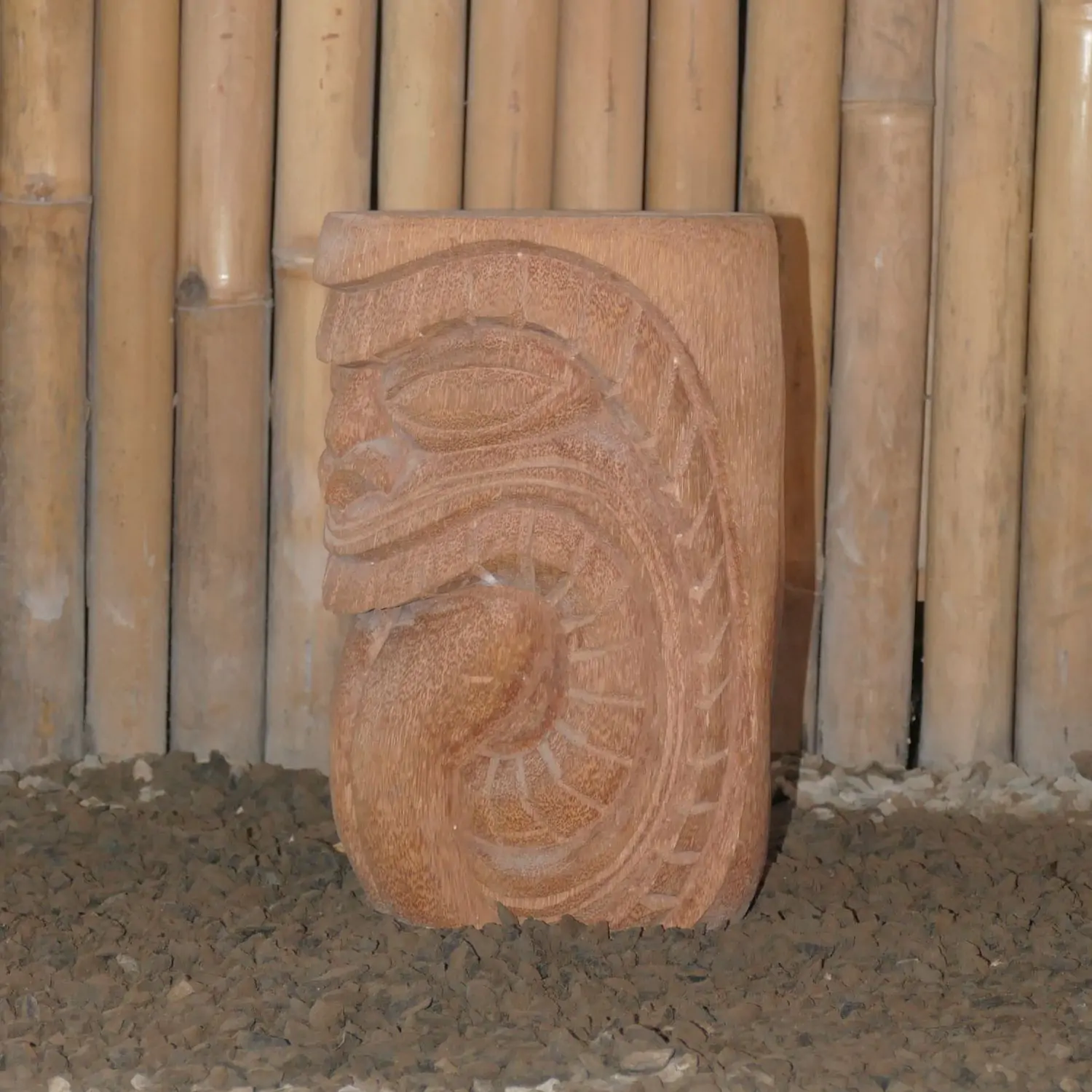  Product image 6 of the product “Tiki Statue as Stool - Polynesia style. From coconut palm 30cm Height. Approx. 22cm dia. Model 21 - Tongue out 2 ”